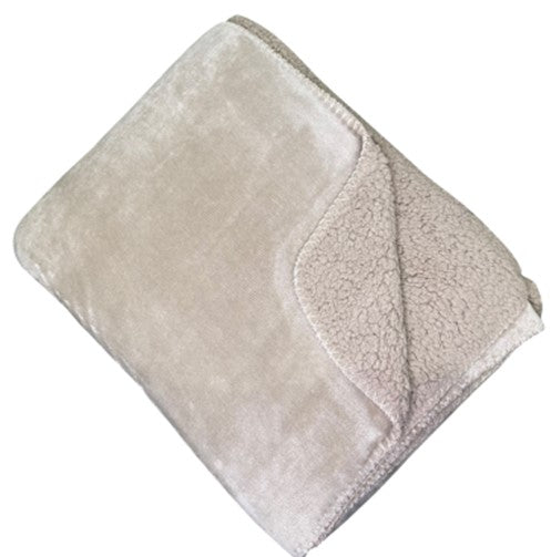 SOFTEST FLEECE THROW 150 X 200

Size: 150 X 180 cm